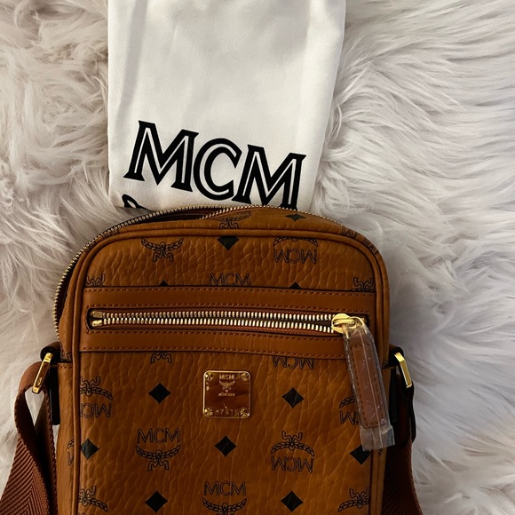 MCM crossbody - Picture 2 of 13